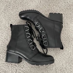 Sorel Cate Lace Boot